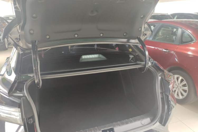 Used Dongfeng Aeolus Yixuan 2024 1.5L Automatic JingSu Edition
