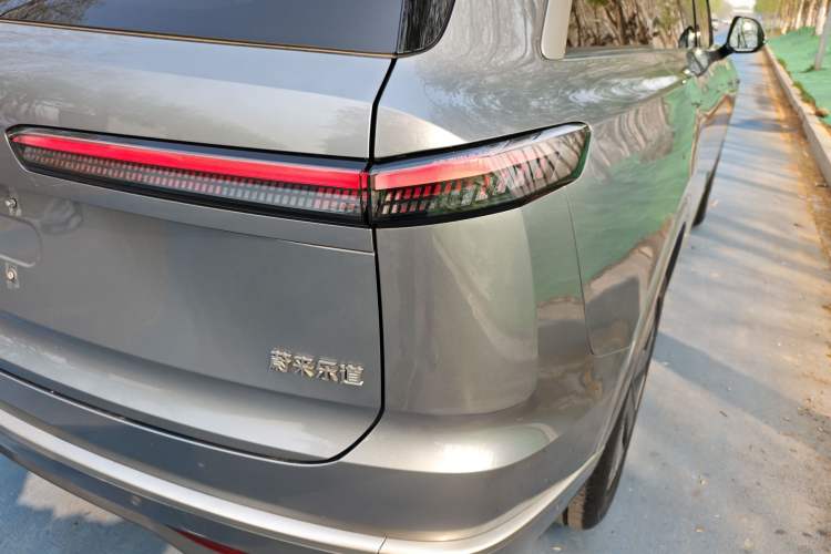 Used ONVO Luxeed L90 2025 Model—Max Six-Seater Version Exterior 1