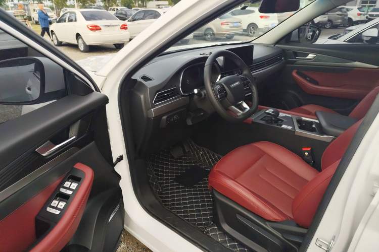 Used JETOUR X70S 2022 1.5T DCT Active Version 7-Seater
