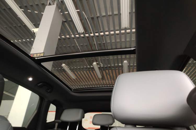 Used BYD Song Pro New Energy 2025 Second-Generation Intelligent Driving Version DM-i 115KM Superior Trim Headliner