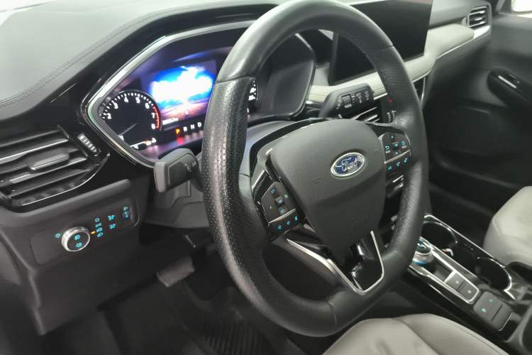 Used Ford Escape 2020 EcoBoost 245 Two-Wheel-Drive Titanium Edition