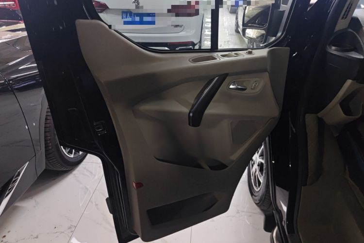 Used Ford Tourneo Custom 2017 2.0T Automatic Business Class Version