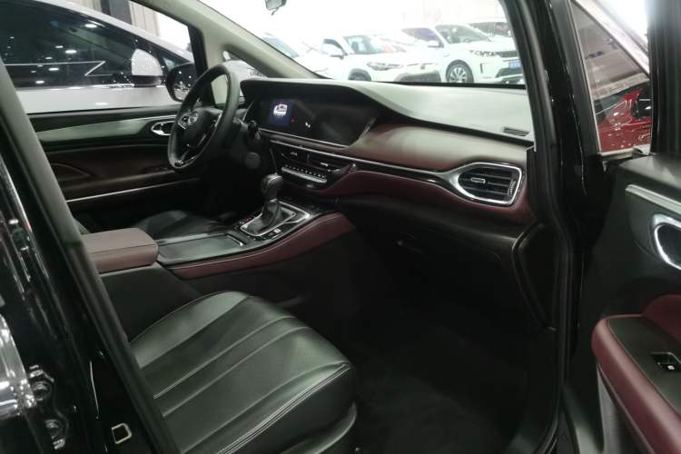 Used GAC Trumpchi M6 2021 PRO 270T Automatic Luxury Edition