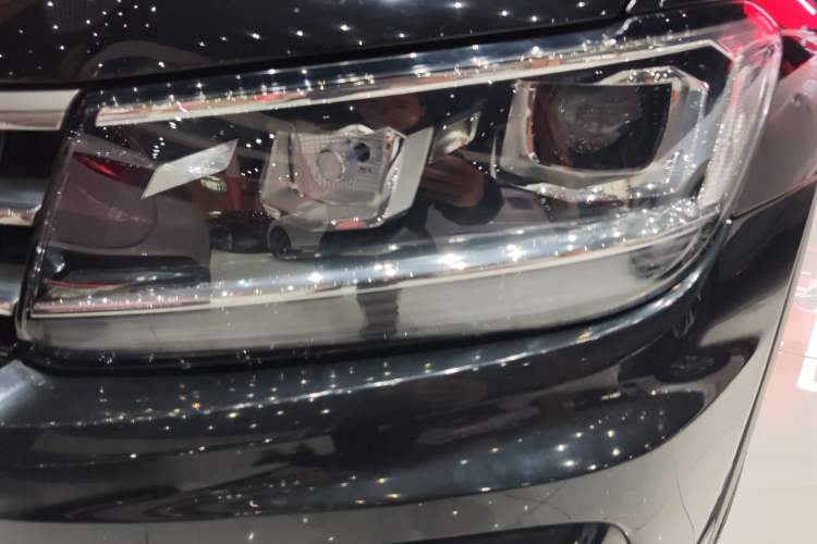 Used Volkswagen Tiguan L 2021 330TSI Automatic Two-Wheel Drive R-Line Enhanced Edition