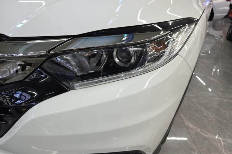 Used Honda Vezel 2020 220 TURBO CVT Elite Edition Left Front Headlight