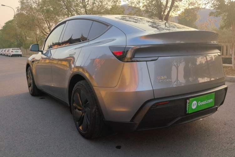 Used Tesla Model Y 2025 Updated Version Long-Range All-Wheel Drive