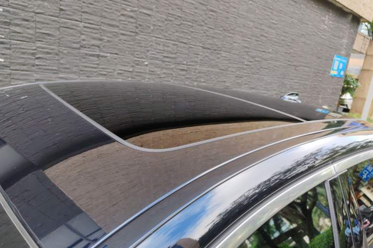 Used BMW 5 Series 2022 Second Facelift 530Li Luxury Version M Sport Package Roof