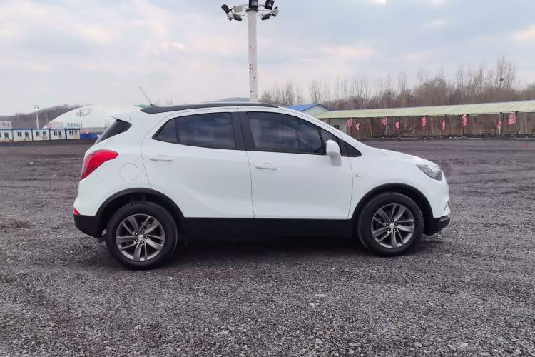 Used Buick Encore 2017 18T Automatic Two-Wheel Drive Urban Leading Model Exterior 3