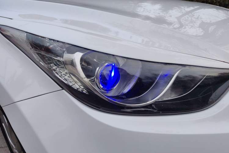 Used Hyundai Elantra (5th Generation / Langdong) 2015 1.6L Manual Fashion Edition