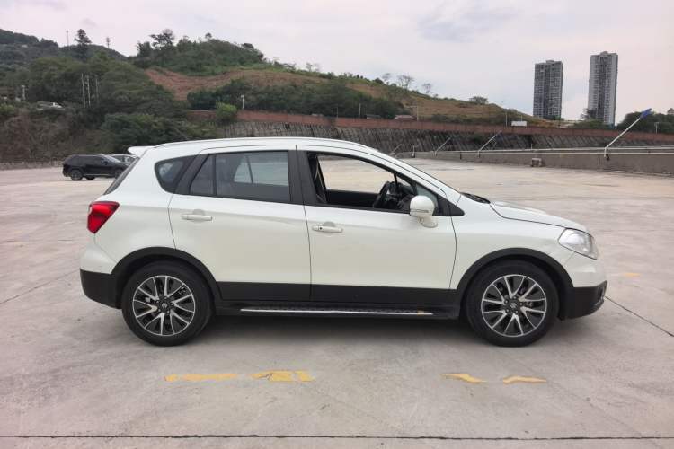 Used Suzuki S-Cross 2015 1.4T Automatic Two-Wheel Drive Prestige Model