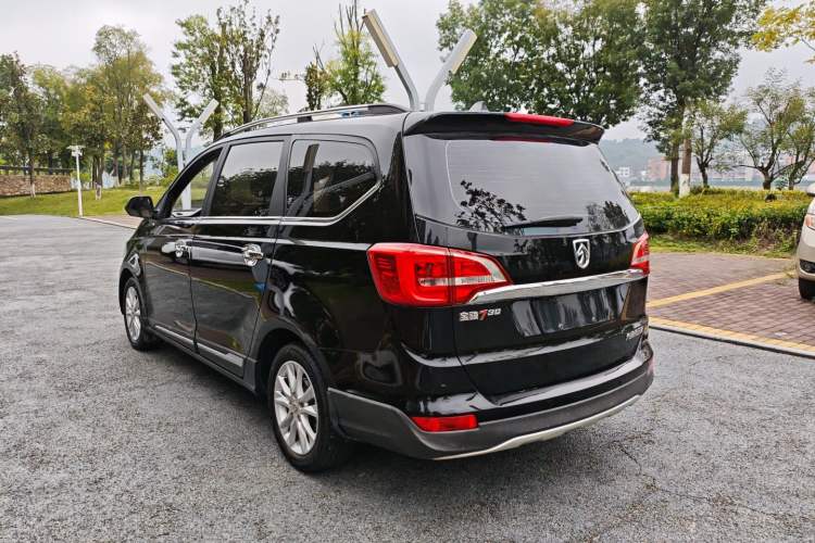 Used Baojun 730 2016 1.5L Manual Comfort Version 7 Seats China V Emission Standard
