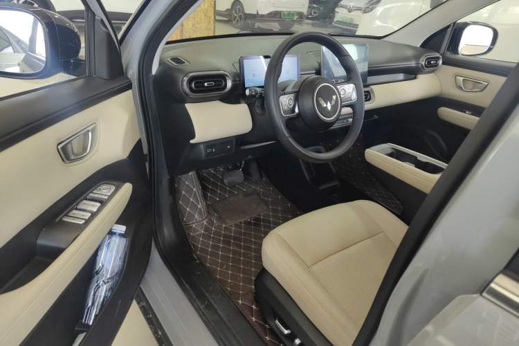 Used Wuling Bingo PLUS 2024 510 km Flagship Edition Four-Seater Version