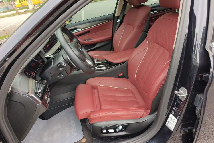 Used BMW 5 Series 2021 530Li Luxury Edition Premium Package Left Front Seat