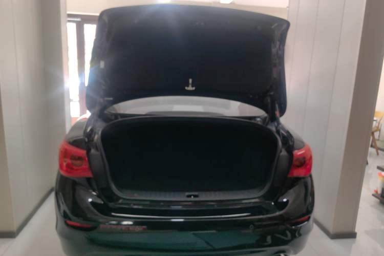 Used Infiniti Q50L 2016 2.0T Enjoyment Edition
