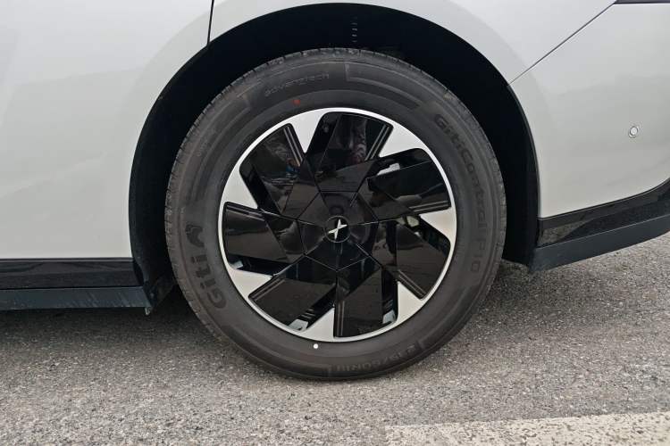 Used XPeng P7+ 2024 Long-Range Max Exterior 4