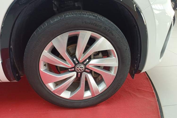 Used Volkswagen Tayron X 2020 330TSI Two-Wheel Drive Luxury Smart Connectivity Version Exterior 8