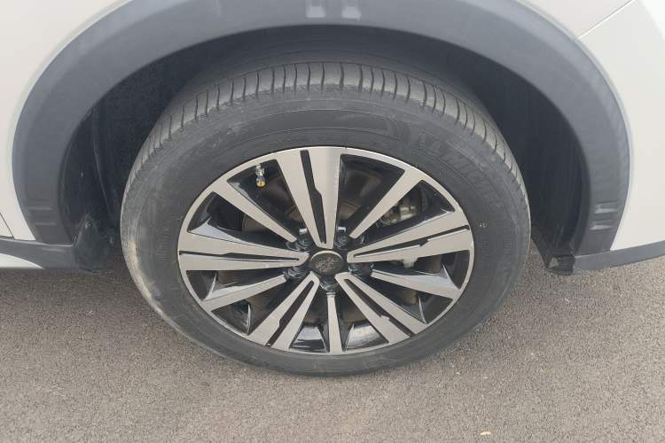 Used Roewe RX5 New Energy 2017 eRX5 50T Hybrid Connected Prestige Flagship Edition
