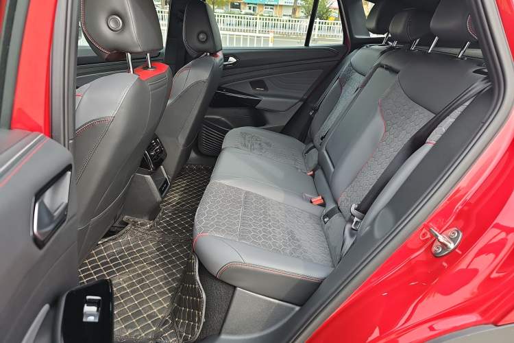 Used Volkswagen ID.4 X 2022 Kinergy Four-Wheel Drive Edition