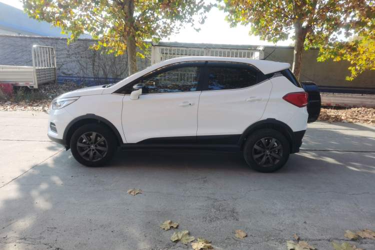 Used BYD Yuan New Energy 2019 EV535 Smart Connect Trendsetting Model