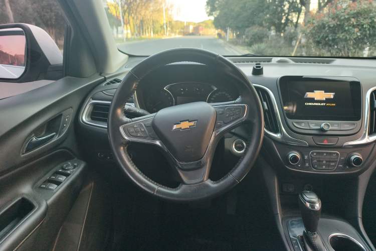 Used Chevrolet Equinox 2018 535T Automatic YuJie Edition
