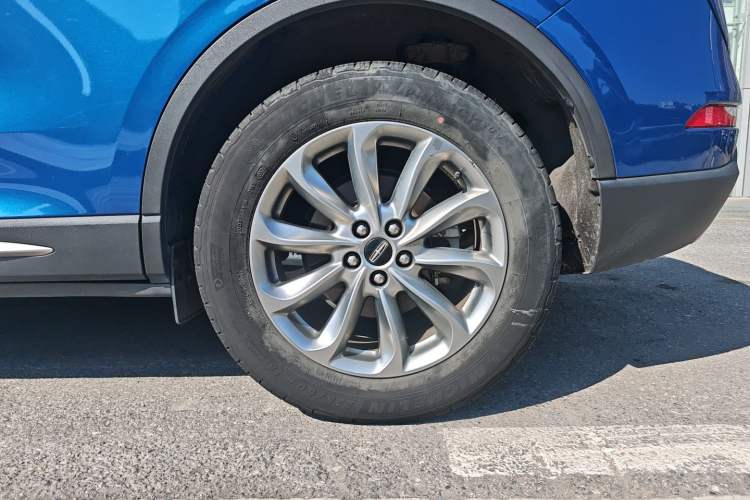 Used Lincoln Corsair 2020 2.0T Two-Wheel Drive Luxury Edition
