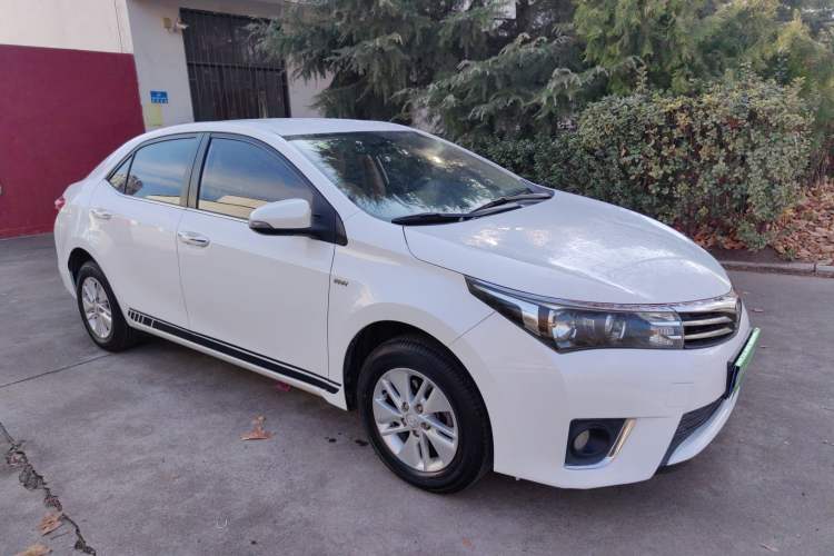 Used Toyota Corolla 2014 1.6L Manual GL