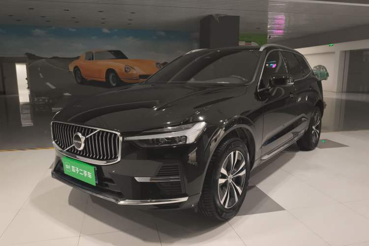 Used Volvo XC60 2024 B5 4x4 Smart Luxury Edition