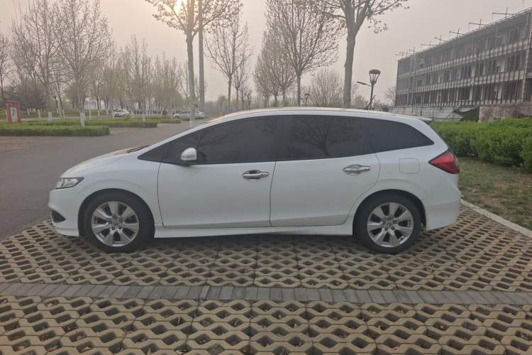 Used Honda Jade 2014 1.8L Automatic Comfort Elite Version 5 Seats
