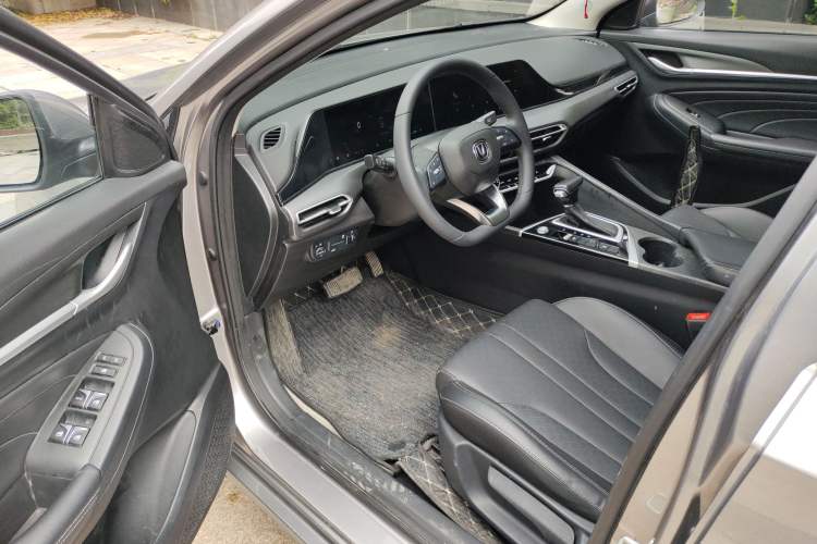 Used CHANGAN Eado 2021 PLUS 1.6L GDI CVT Luxury Model Driver Seat