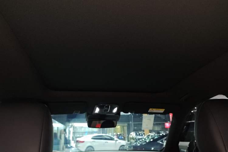 Used GAC Trumpchi GS8 2025 Linghang Series 2.0 TGDI Two-Wheel-Drive Luxury Edition 5 Seats