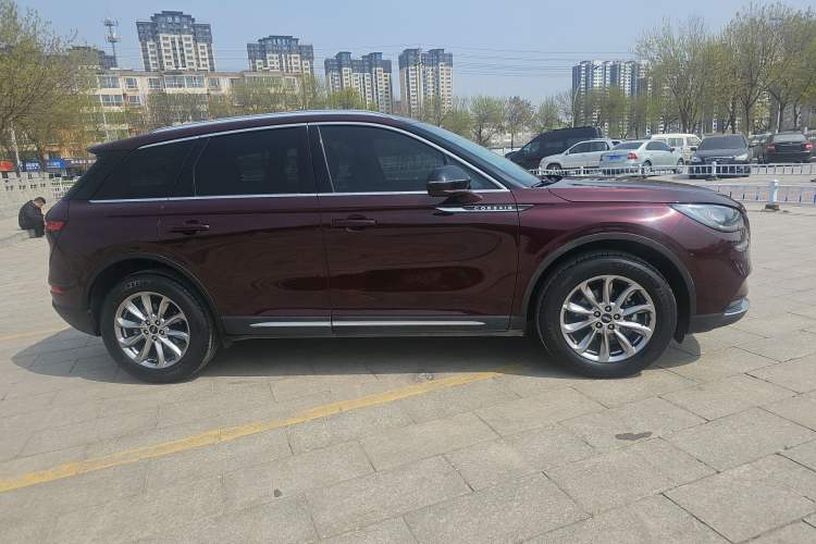 Used Lincoln Corsair 2020 2.0T Two-Wheel Drive Luxury Edition Exterior 2