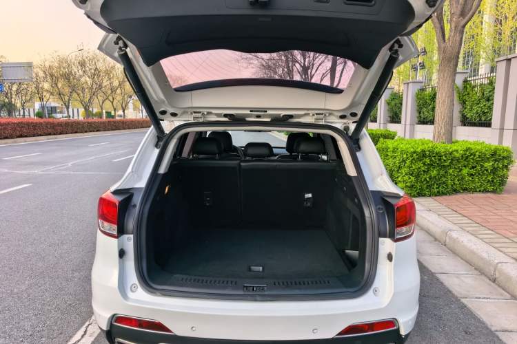 Used Hanteng X7 2016 2.0T DCT Luxury Edition
