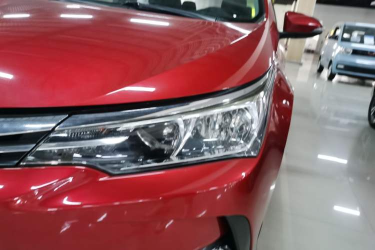 Used Toyota Corolla 2017 Revised Version 1.2T S-CVT GL-i