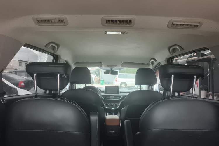 Used Wuling Hongguang S3 2019 1.5L Manual Comfort Model China VI Standard