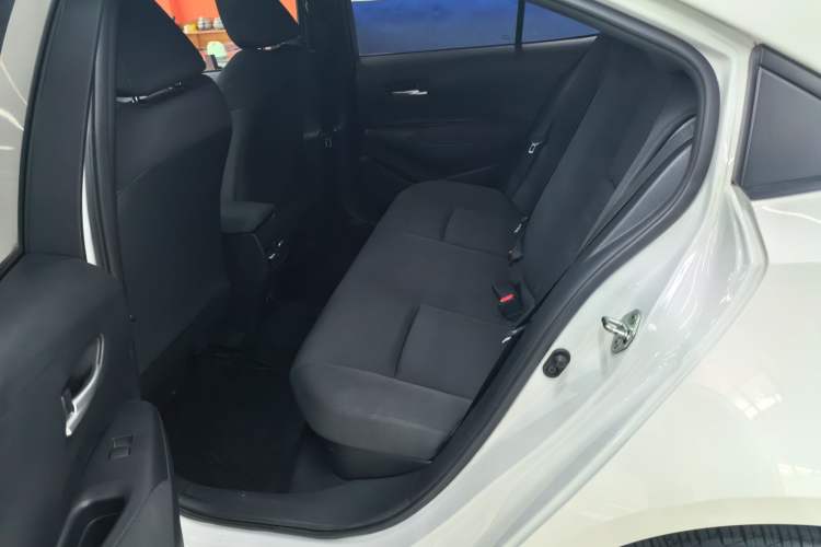 Used Toyota Corolla 2021 Dual-Motor 1.8L E-CVT Elite Edition
