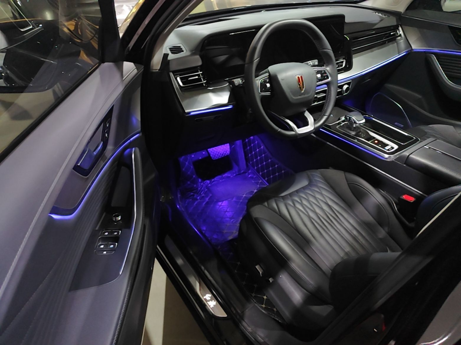 Hongqi HS5 2023 2.0T Four-Wheel Drive Flagship Pro Edition - Chinese Trim Xiang — снимка 18