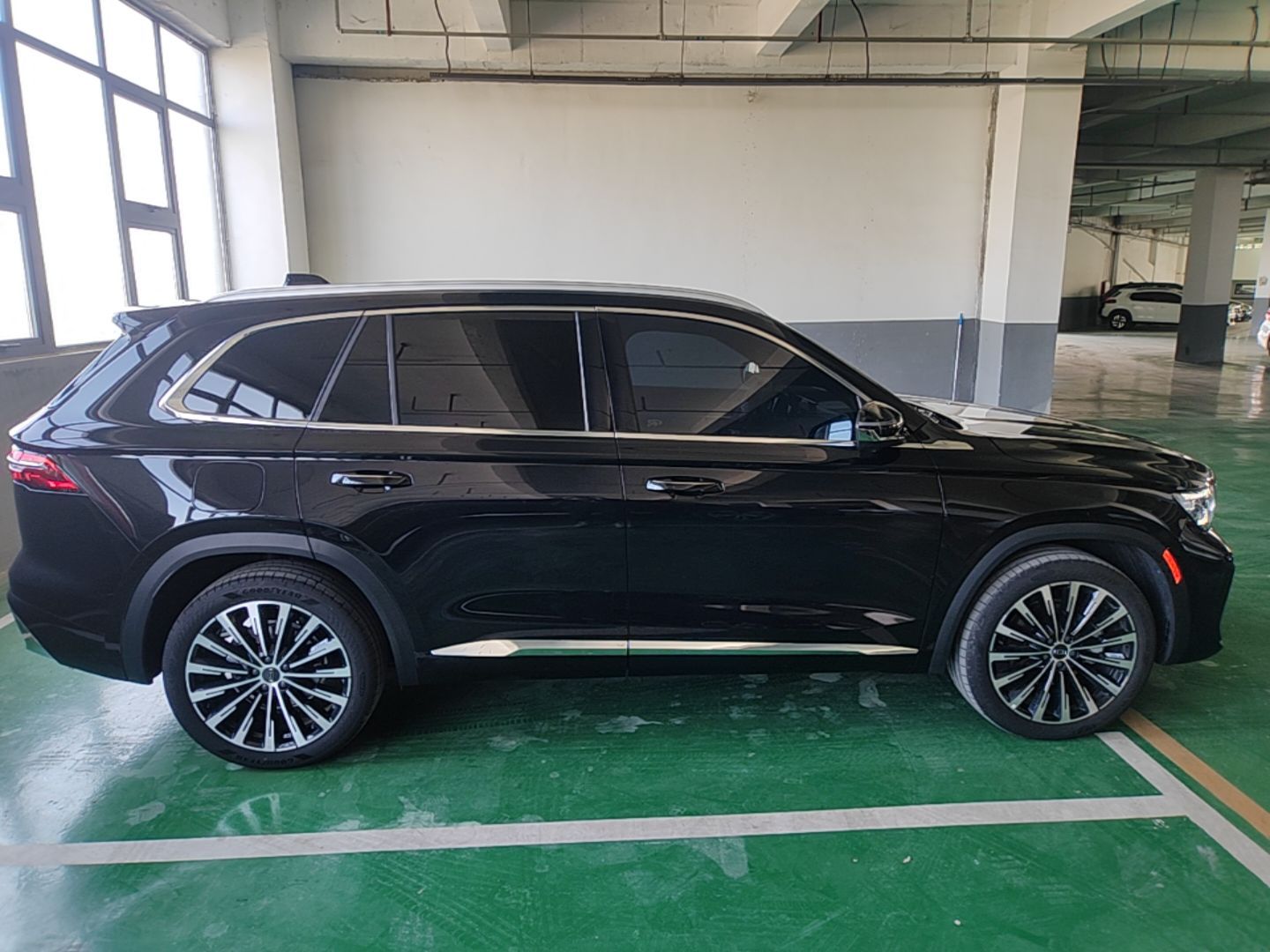 Geely Auto Monjaro L 2026 Model Oriental Yao 2.0TD Automatic Xiaohan Edition — снимка 6