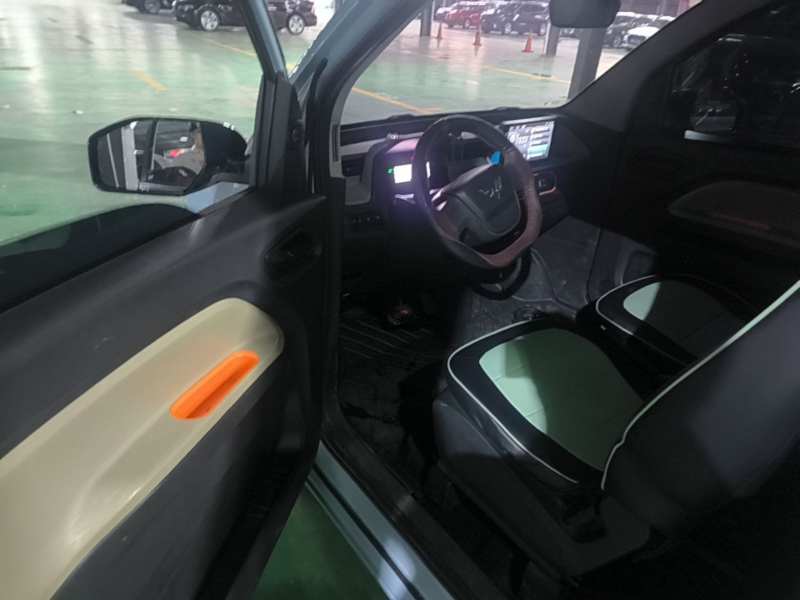 Used Wuling Hongguang MINIEV 2022 Easy Version Lithium Iron Phosphate — 18