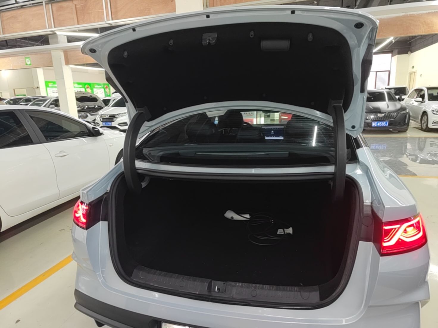 BYD Qin L 2024 DM-i 120KM Leading Model — снимка 18