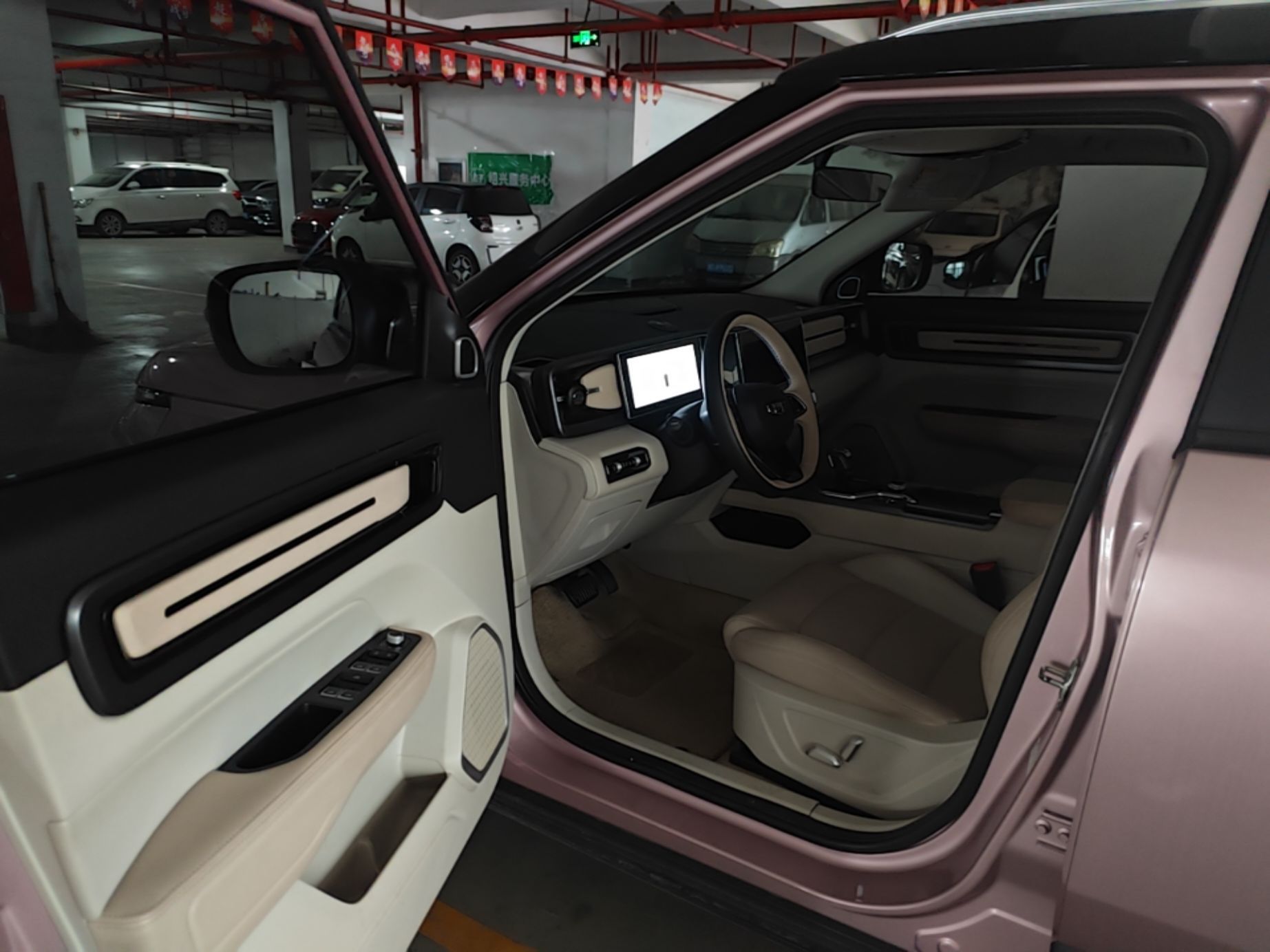 Geely Auto icon 2023 1.5TD Chocolate Smoothie Edition — снимка 17