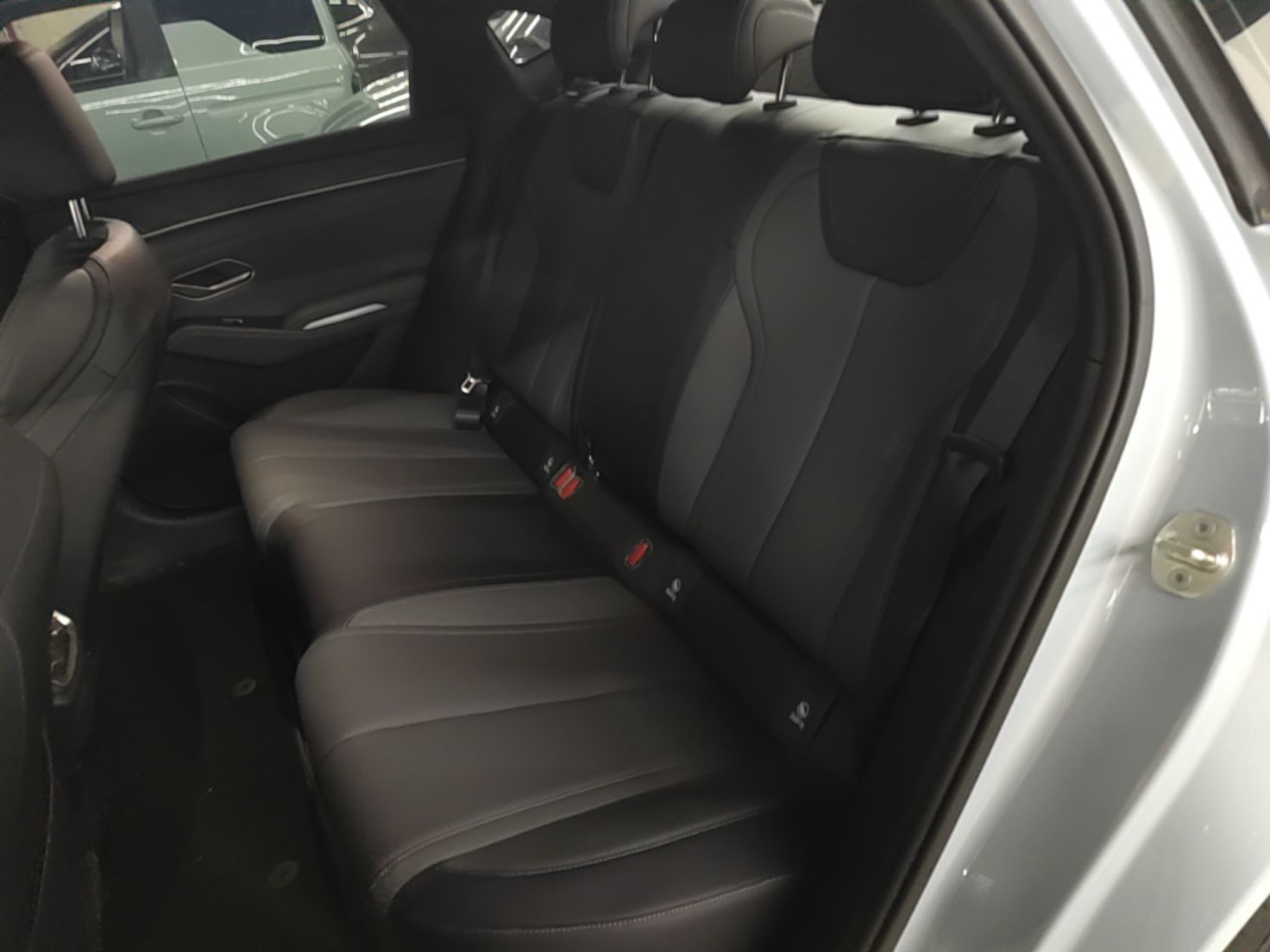 BYD Qin L 2024 DM-i 120KM Leading Model — снимка 16