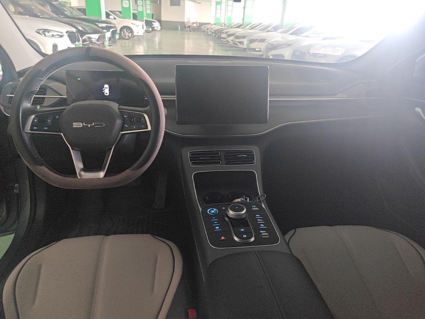 BYD Destroyer 05 2024 HONOR Edition DM-i 55KM Luxury Model — снимка 11