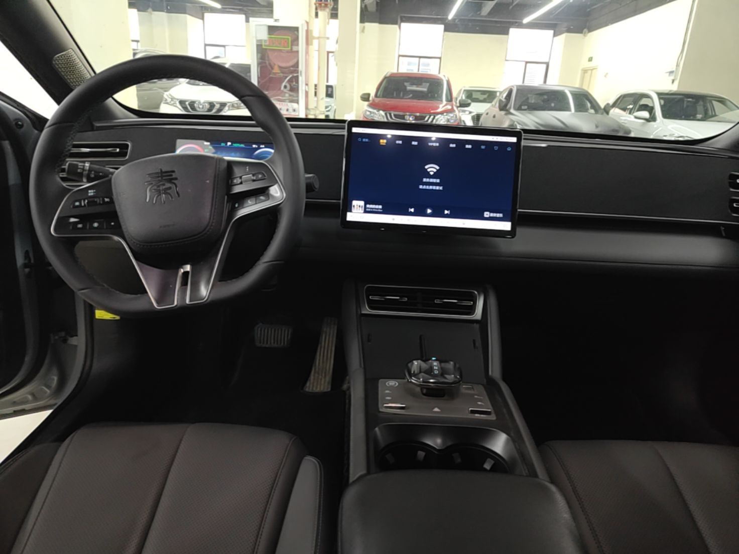 BYD Qin L 2024 DM-i 120KM Leading Model — снимка 8
