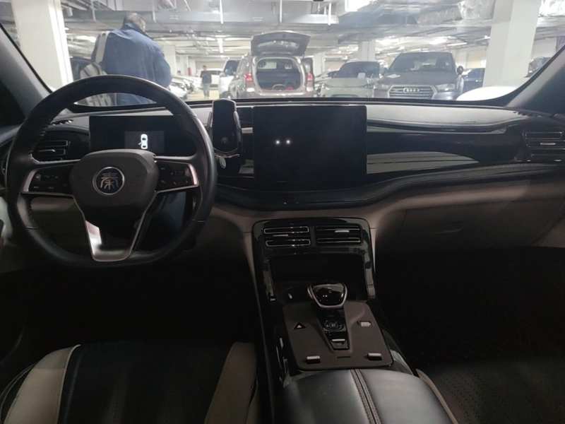 Used BYD Qin PLUS 2023 Champion Edition DM-i 55KM Leading Model — 6