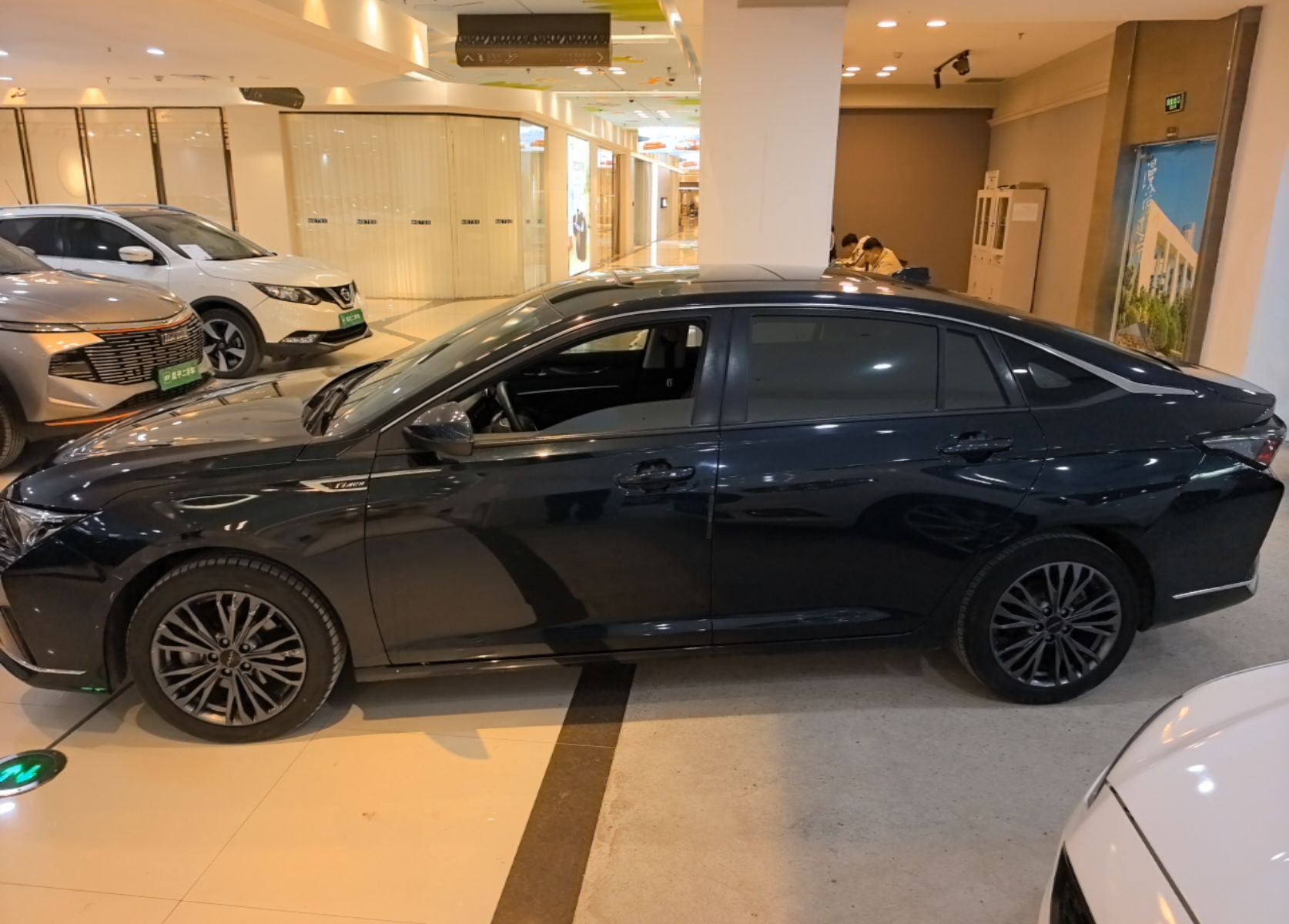 Dongfeng Aeolus Yixuan MAX 2021 1.5T Ultra-Stylish Trendsetter Edition — снимка 5