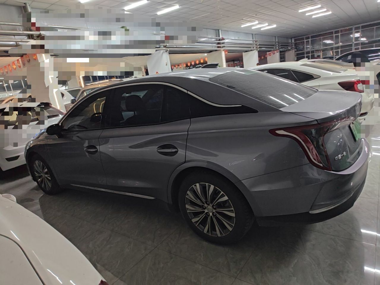 Hongqi E-QM5 2023 560km PLUS — снимка 7