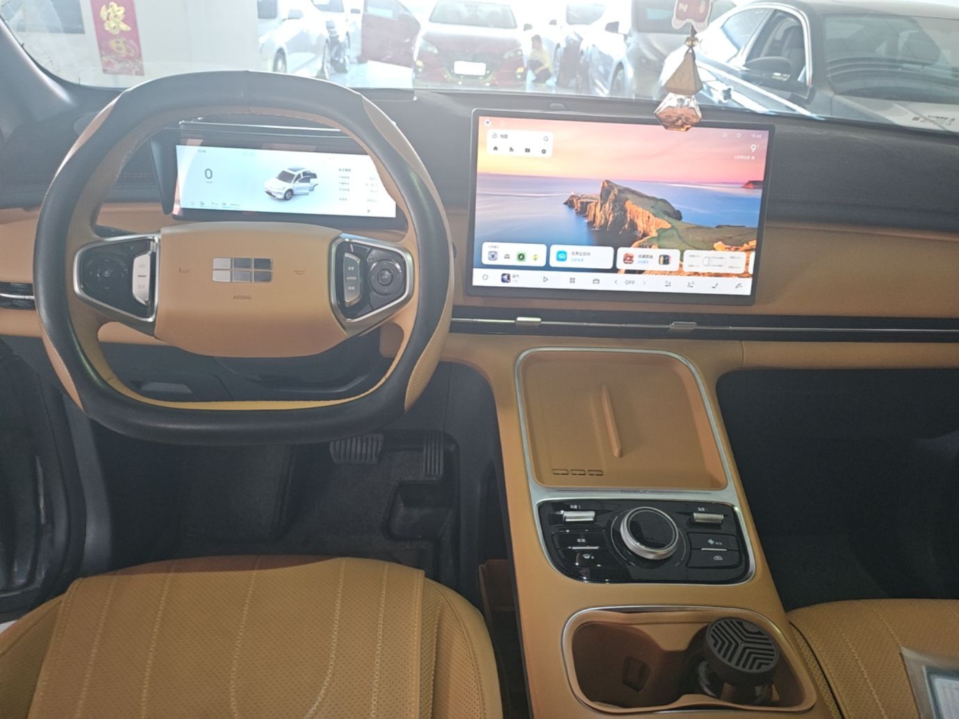 Geely Galaxy Xingjian 7 EM-i 2025 120km Exploration+ Version — снимка 11