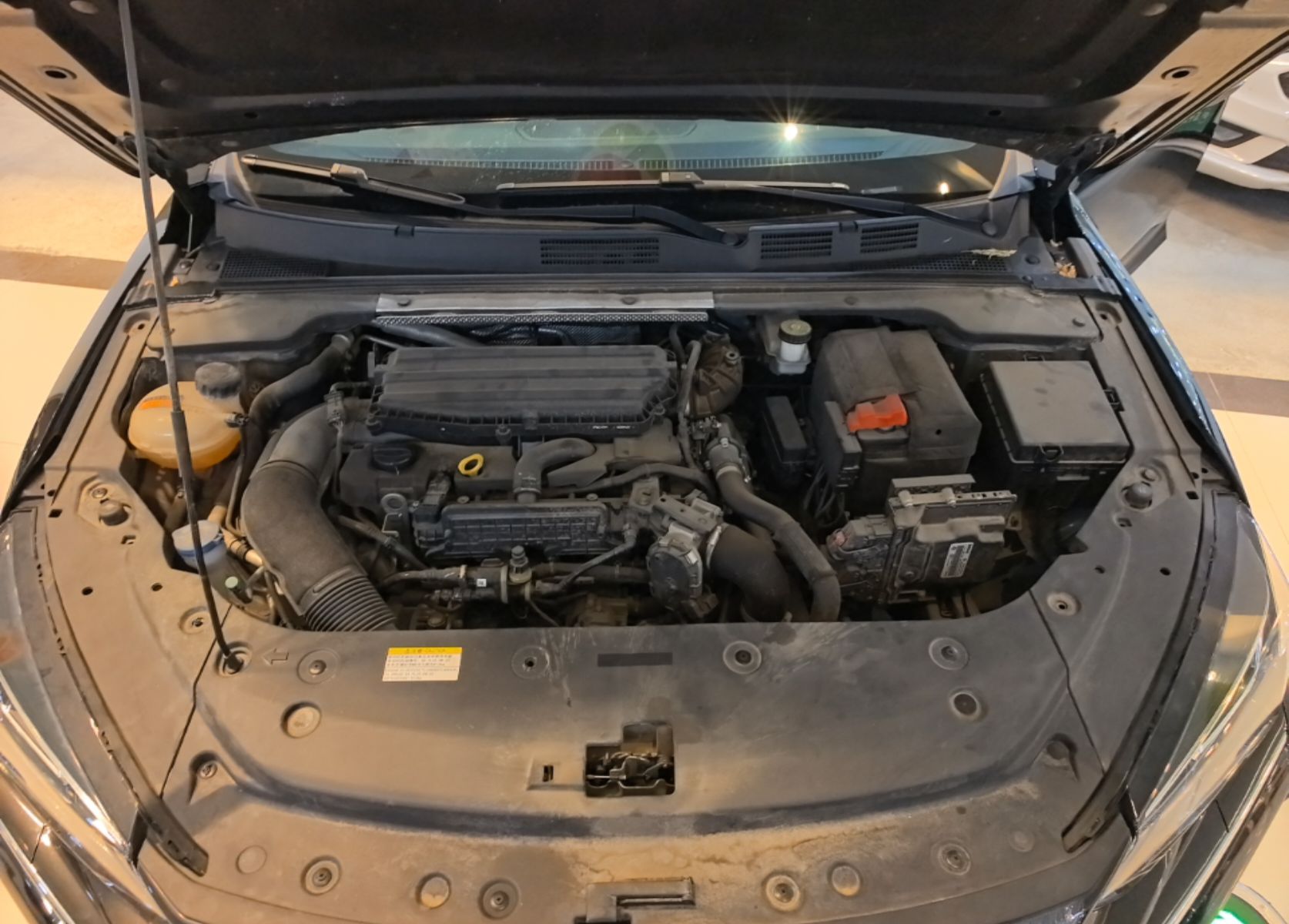 Dongfeng Aeolus Yixuan MAX 2021 1.5T Ultra-Stylish Trendsetter Edition — снимка 19