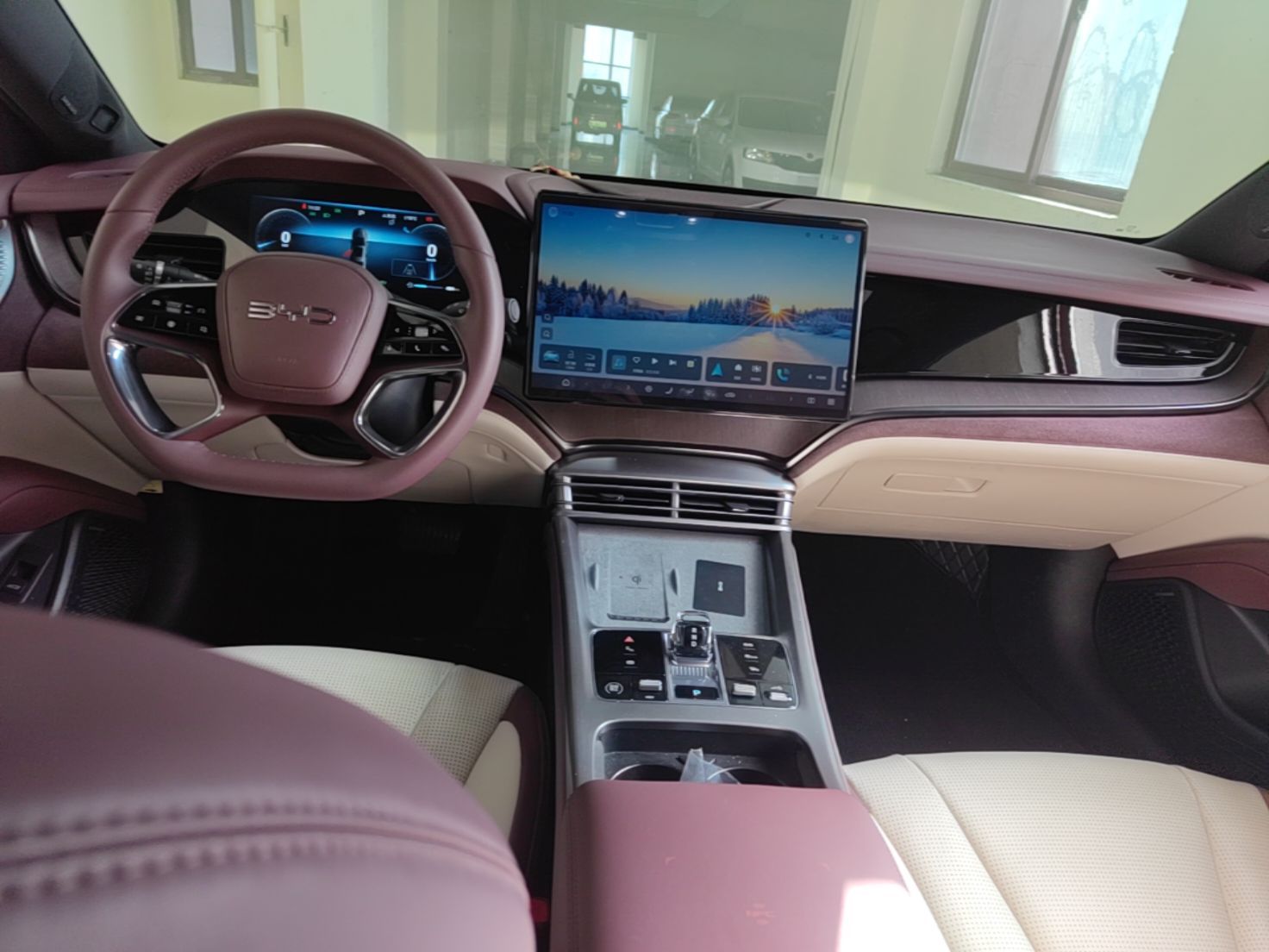 BYD Seal 2023 DM-i 1.5T 121km Prestige Model — снимка 8