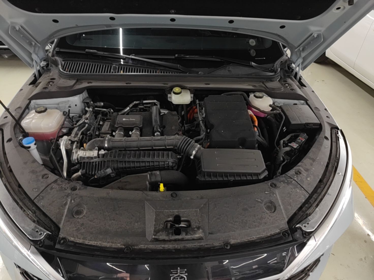 BYD Qin L 2024 DM-i 120KM Leading Model — снимка 19